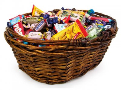 Godis Presentkorg brun inslaget 2,5kg